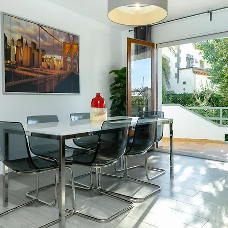 Holiday home Cargols De Mar *