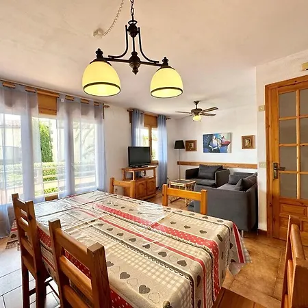 Holiday home Cargols De Mar *